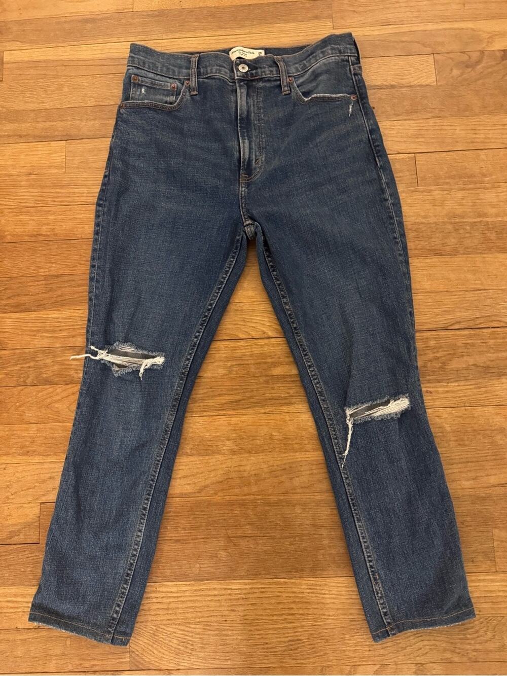 Abercrombie & Fitch Women's Blue The Skinny High Rise Distressed Jeans Sz 8
 b50